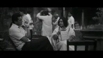 Zasłona do filmu "অপরাজিত" #660937