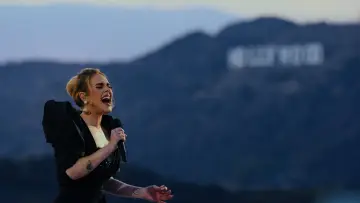 Zasłona do filmu "Adele One Night Only" #411196