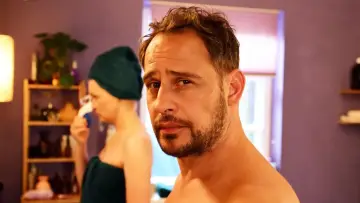 Zasłona do filmu "Caveman" #382275