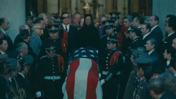 Zasłona do filmu "Stan oblężenia" #447420