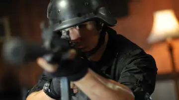 Zasłona do filmu "Raid" #676000