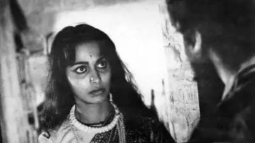 Zasłona do filmu "অভিযান" #1889435