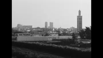 Zasłona do filmu "La Noire de..." #956426