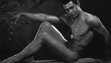Zasłona do filmu "Beefcake" #1725599