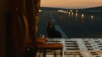 Zasłona do filmu "Wróg numer jeden" #689425