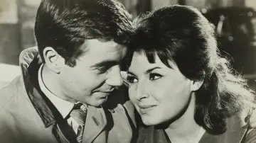 Zasłona do filmu "La Française et l
