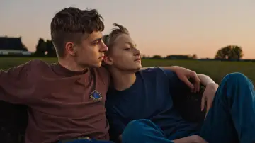 Zasłona do filmu "Blisko" #186567