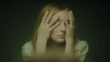 Zasłona do filmu "Czerwone pokoje" #758861