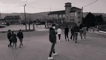 Zasłona do filmu "Los Suelos" #1194566