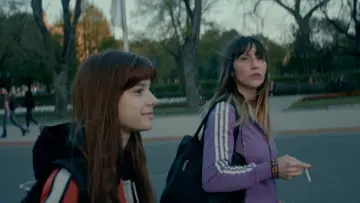 Zasłona do filmu "Siostry" #1585253