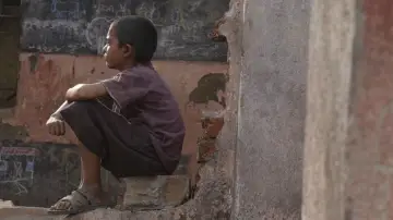 Zasłona do filmu "गुठली लड्डु" #377421