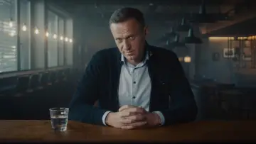 Zasłona do filmu "Nawalny" #370493