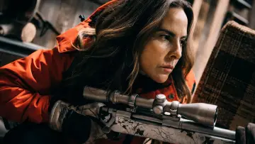 Zasłona do filmu "Polowanie na Avę Bravo" #397032