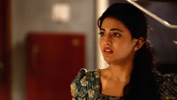 Zasłona do filmu "ஒயிட் ரோஸ்" #1074018