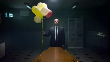 Zasłona do filmu "Bez wytchnienia" #306477