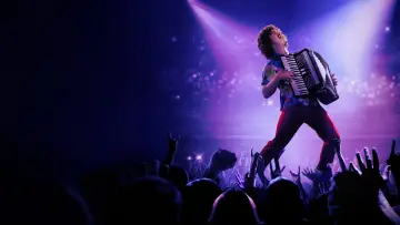Zasłona do filmu "Weird: The Al Yankovic Story" #268219