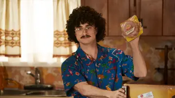 Zasłona do filmu "Weird: The Al Yankovic Story" #899255