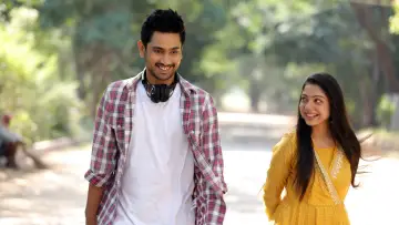 Zasłona do filmu "స్టాండప్ రాహుల్" #969172