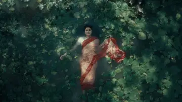 Zasłona do filmu "পুতুলনাচের ইতিকথা" #1567548