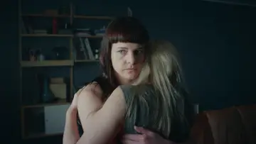 Zasłona do filmu "Czarna dziura" #802994
