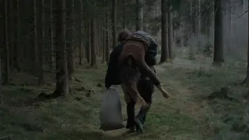 Zasłona do filmu "Kąpiel diabła" #365511