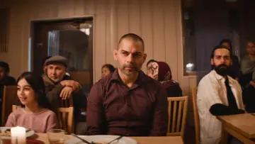 Zasłona do filmu "Oponent" #476540