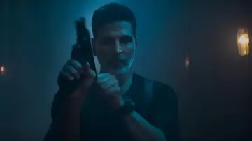 Zasłona do filmu "बड़े मियाँ छोटे मियाँ" #416075