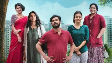 Zasłona do filmu "പ്രിയന്‍ ഓട്ടത്തിലാണ്" #1149275