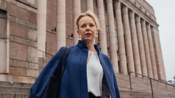 Zasłona do filmu "Czworo małych dorosłych" #757979