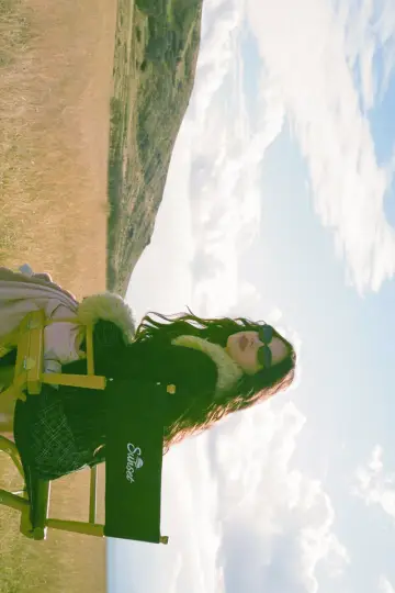 OLIVIA RODRIGO: driving home 2 u (a SOUR film)