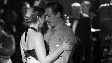Zasłona do filmu "LOLA" #195682