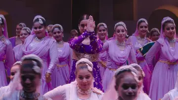 Zasłona do filmu "मिसिज़" #869833