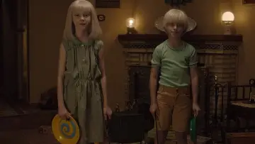 Zasłona do filmu "Tin i Tina" #307654