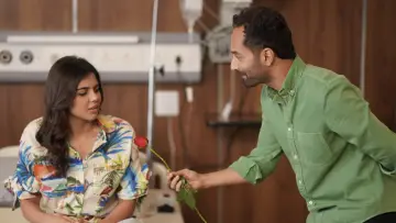 Zasłona do filmu "ഓടും കുതിര ചാടും കുതിര" #1788007