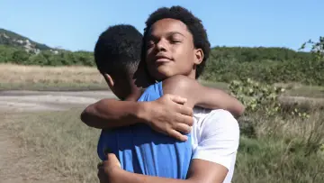 Zasłona do filmu "Nosso Sonho" #384110