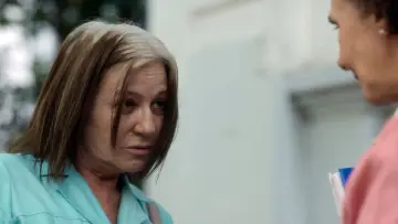 Zasłona do filmu "Elena wie" #1013148