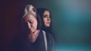 Zasłona do filmu "Elena wie" #360814