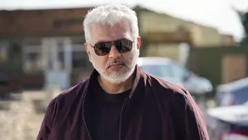 Zasłona do filmu "விடாமுயற்சி" #846183