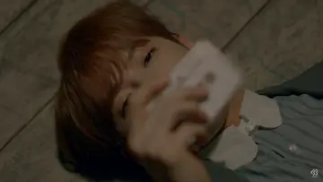 Zasłona do filmu "봄날의 기억" #1157405