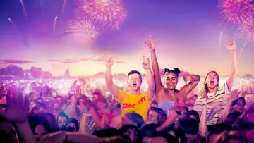 Zasłona do filmu "6 Festivals" #742421