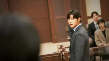 Zasłona do filmu "폭로" #1186221