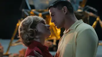 Zasłona do filmu "Zabierz mnie na Księżyc" #581092