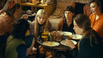 Zasłona do filmu "Gniewna Annie" #387192