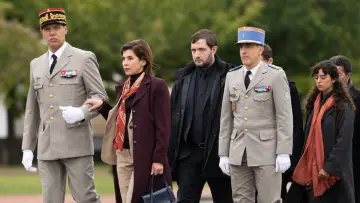 Zasłona do filmu "Dla Francji" #1836955