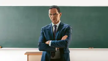 Zasłona do filmu "Le Principal" #500816