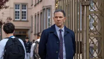 Zasłona do filmu "Le Principal" #500818