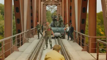 Zasłona do filmu "Вузький міст" #1145220