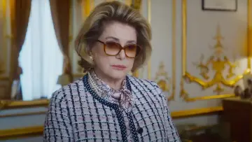 Zasłona do filmu "Bernadette" #372599