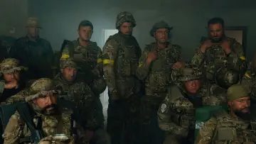 Zasłona do filmu "Snajper. Biały kruk" #203860