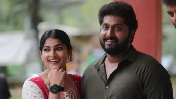 Zasłona do filmu "സ്വർഗ്ഗത്തിലെ  കട്ടുറുമ്പു" #503419